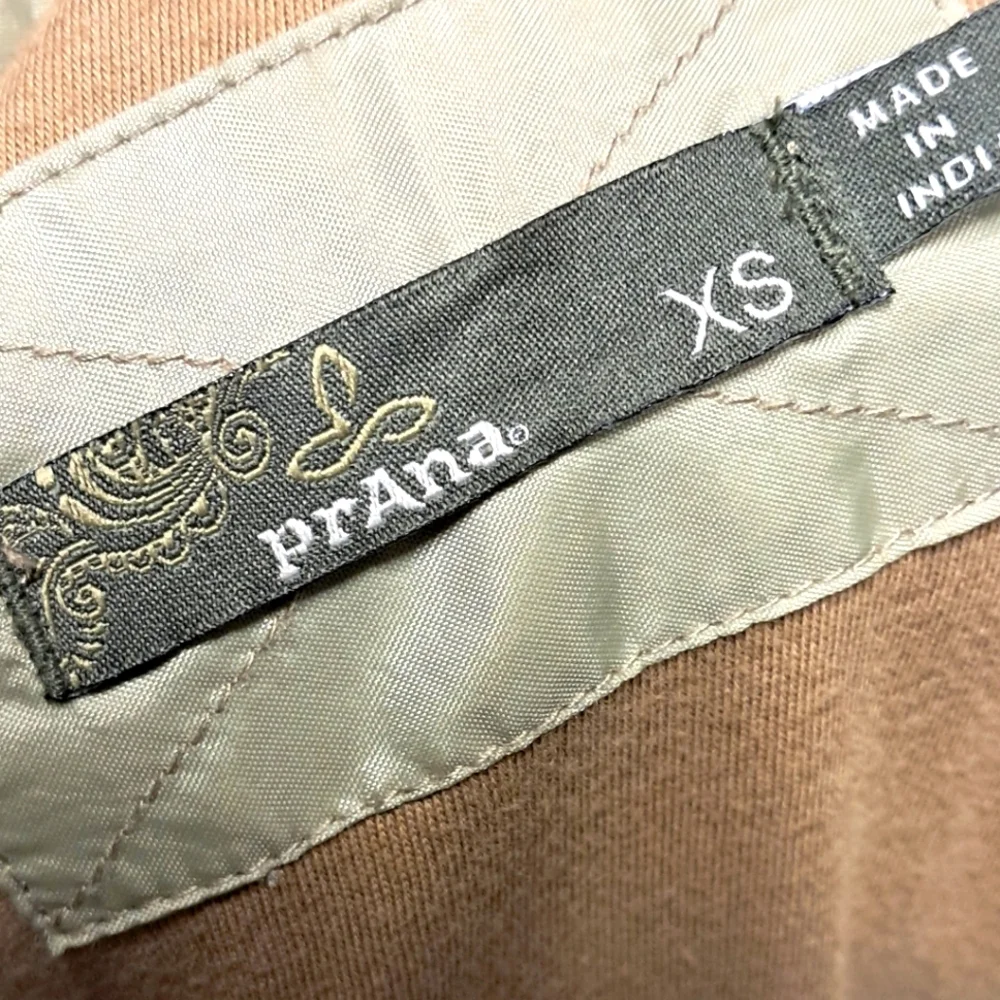 Women's Prana Curdoroy Button Down Plaid Blouse Size XS - Picture 4 of 4